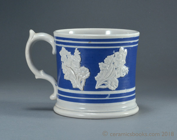 Pearlware banded ware frog mug with white flower sprigs c.1845 - 1870. Reverse. AP/1041.