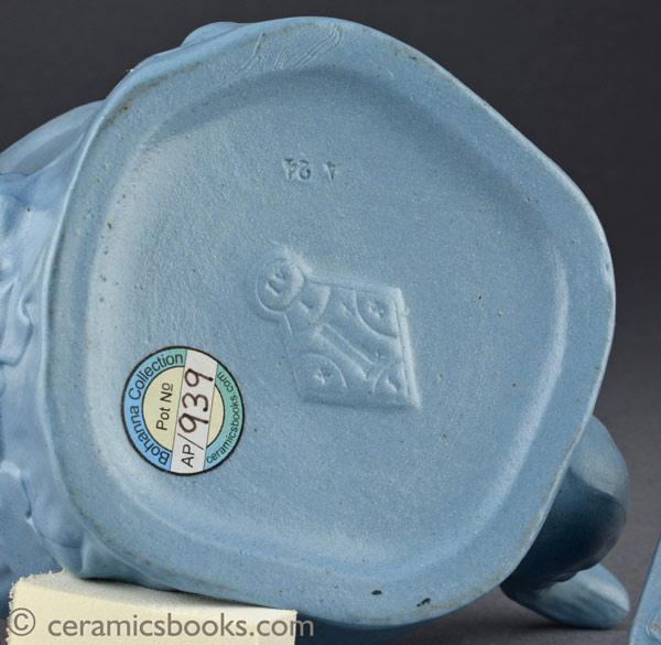 Blue stoneware crabstock teapot attributed to Ridgway & Abington, Hanley, Staffordshire. Base. AP/939.