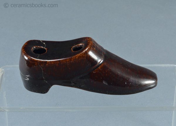 Treacleware shoe inkwell. c.1840-1870. AP/604. Reverse.