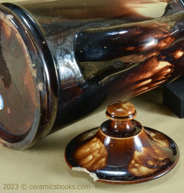 Two-tone treacleware (Rockingham glaze) coffee pot. Rare 'metal' shape. c.1840-1870. AP/762. Lid.