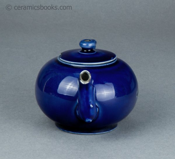Littler's Blue salt-glazed white stoneware teapot. c.1753-1777. AP/1239. Front.