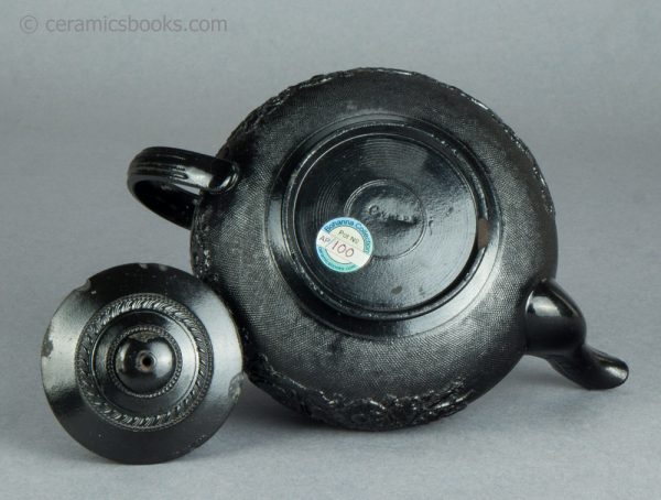Black basalt teapot. Cyples. c.1820-1834. Base. AP/100.